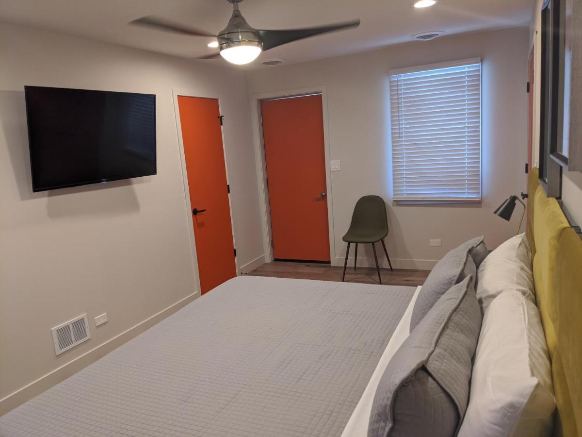 מישיגן סיטי 4411 Inn & Suites מראה חיצוני תמונה