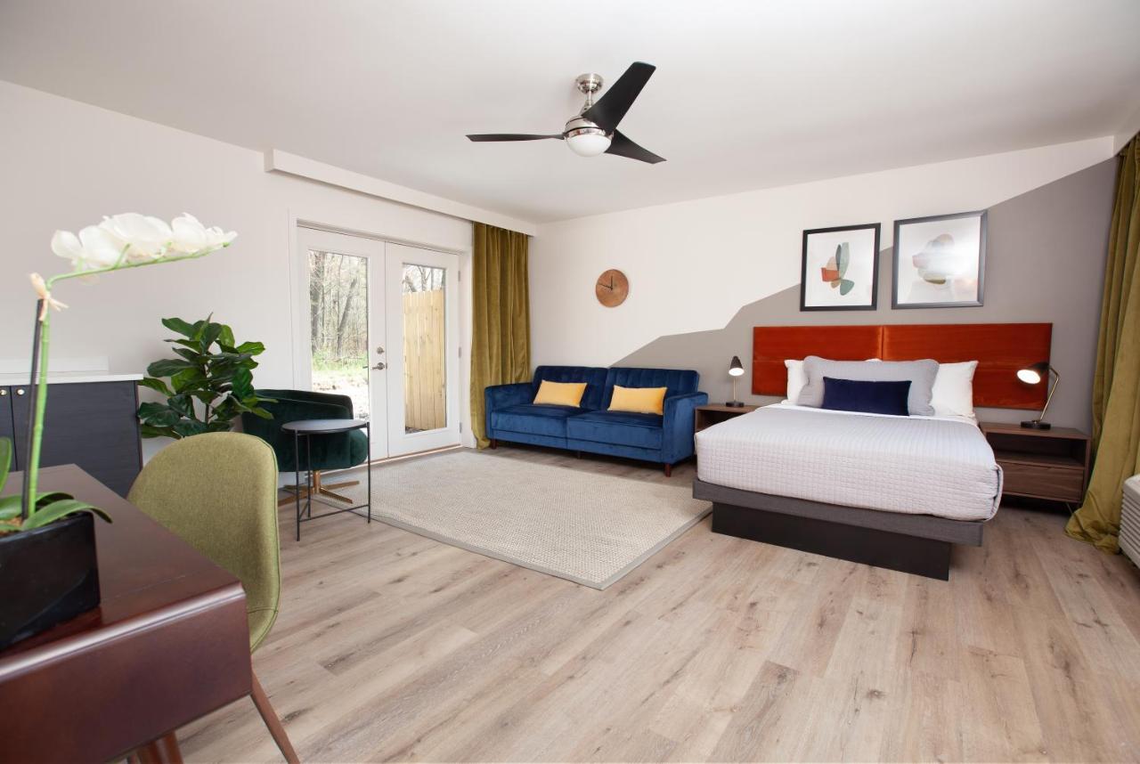 מישיגן סיטי 4411 Inn & Suites מראה חיצוני תמונה